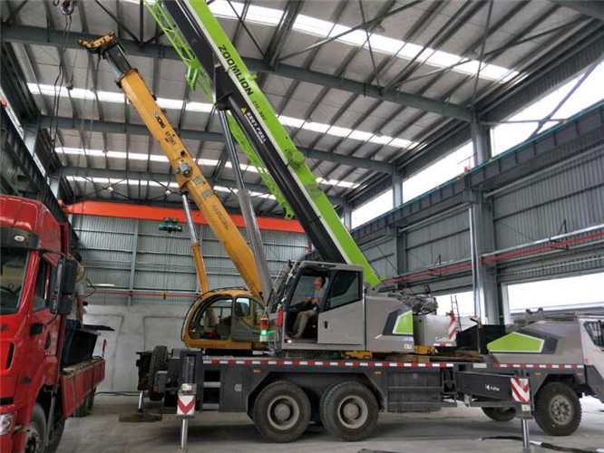 陇县高空车出租需要注意哪些安全事项？