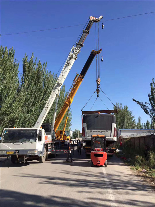 陇县港口集装箱搬运案例